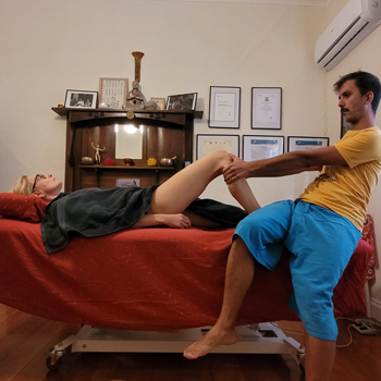 Anterior draw knee test