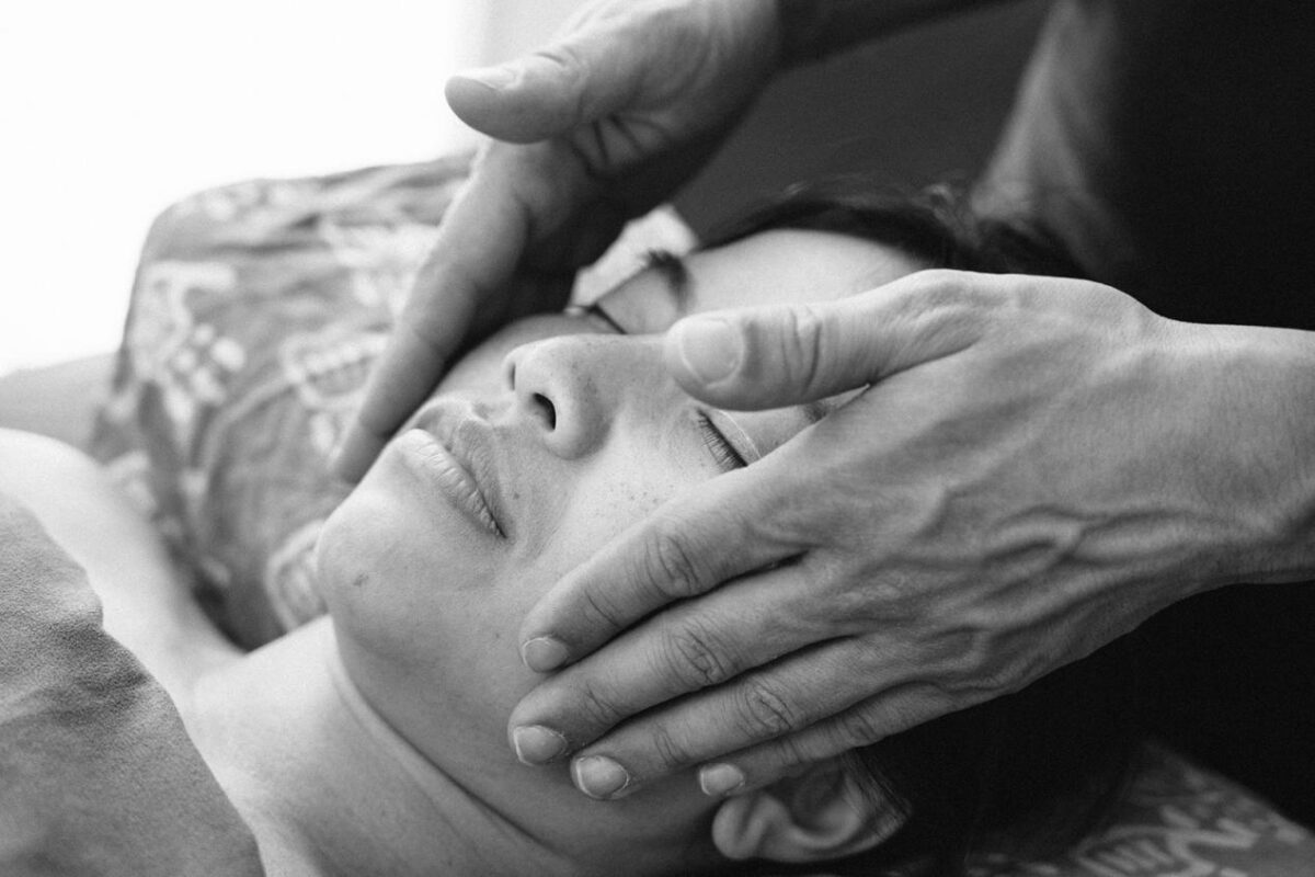 Facial Lymphatic Drainage Massage
